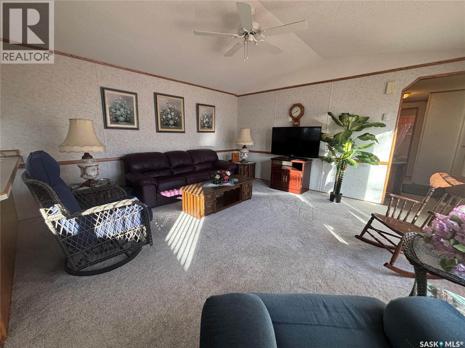 33 Cypress Mobile Home Park, Maple Creek, Saskatchewan  S0N 1N0 - Photo 12 - SK028395