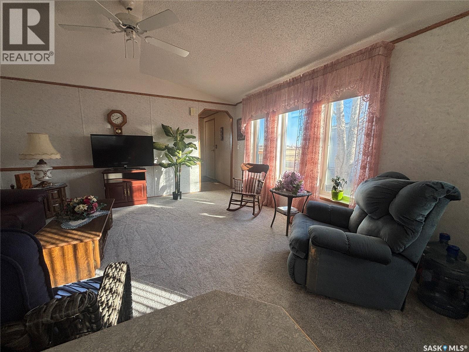 33 Cypress Mobile Home Park, Maple Creek, Saskatchewan  S0N 1N0 - Photo 13 - SK028395