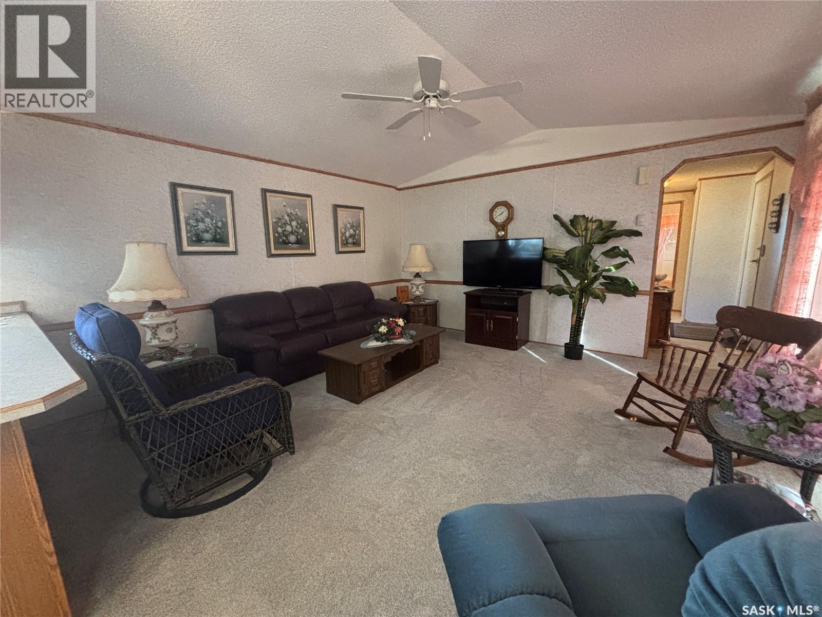 33 Cypress Mobile Home Park, Maple Creek, Saskatchewan  S0N 1N0 - Photo 14 - SK028395