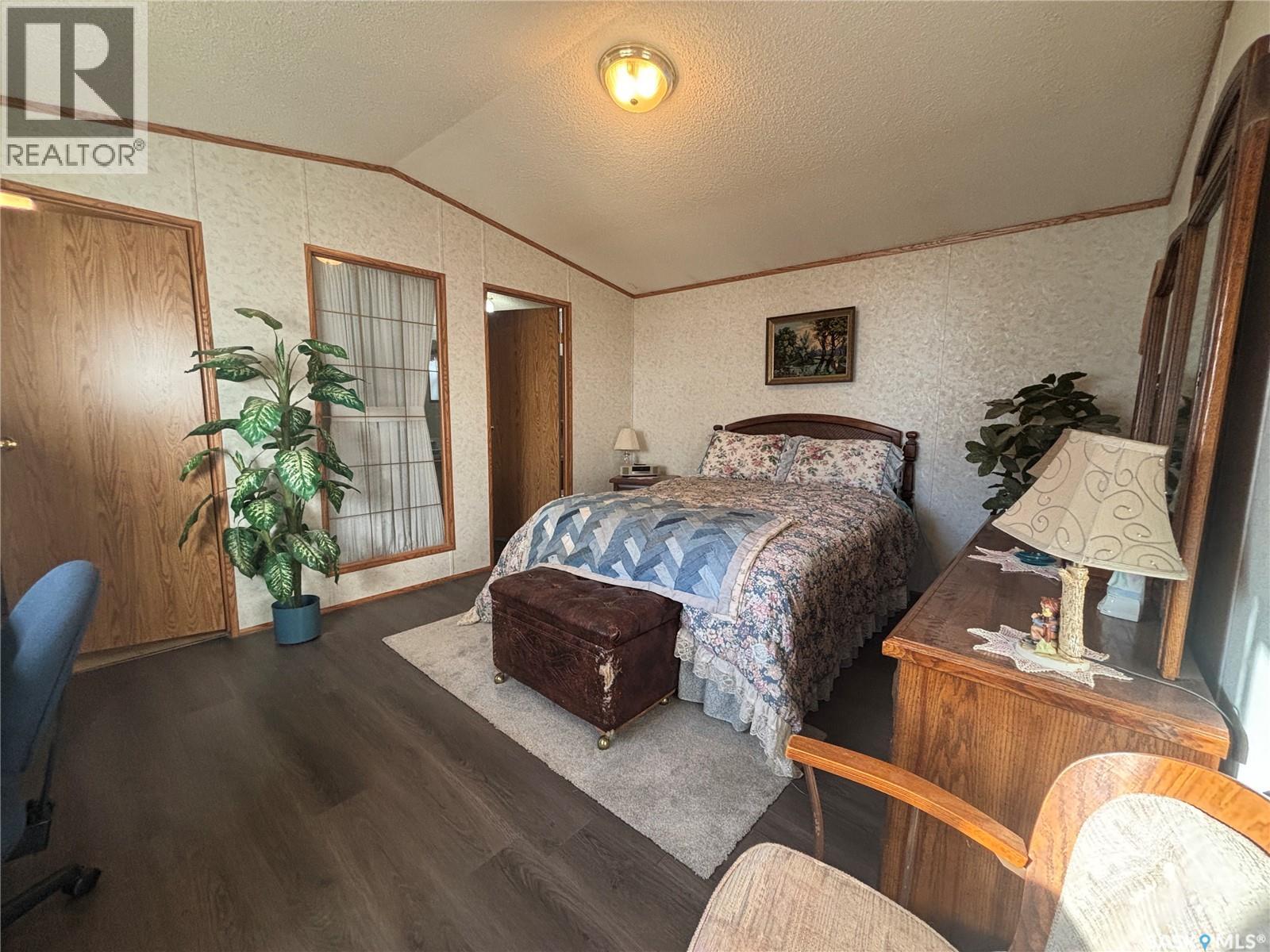 33 Cypress Mobile Home Park, Maple Creek, Saskatchewan  S0N 1N0 - Photo 24 - SK028395