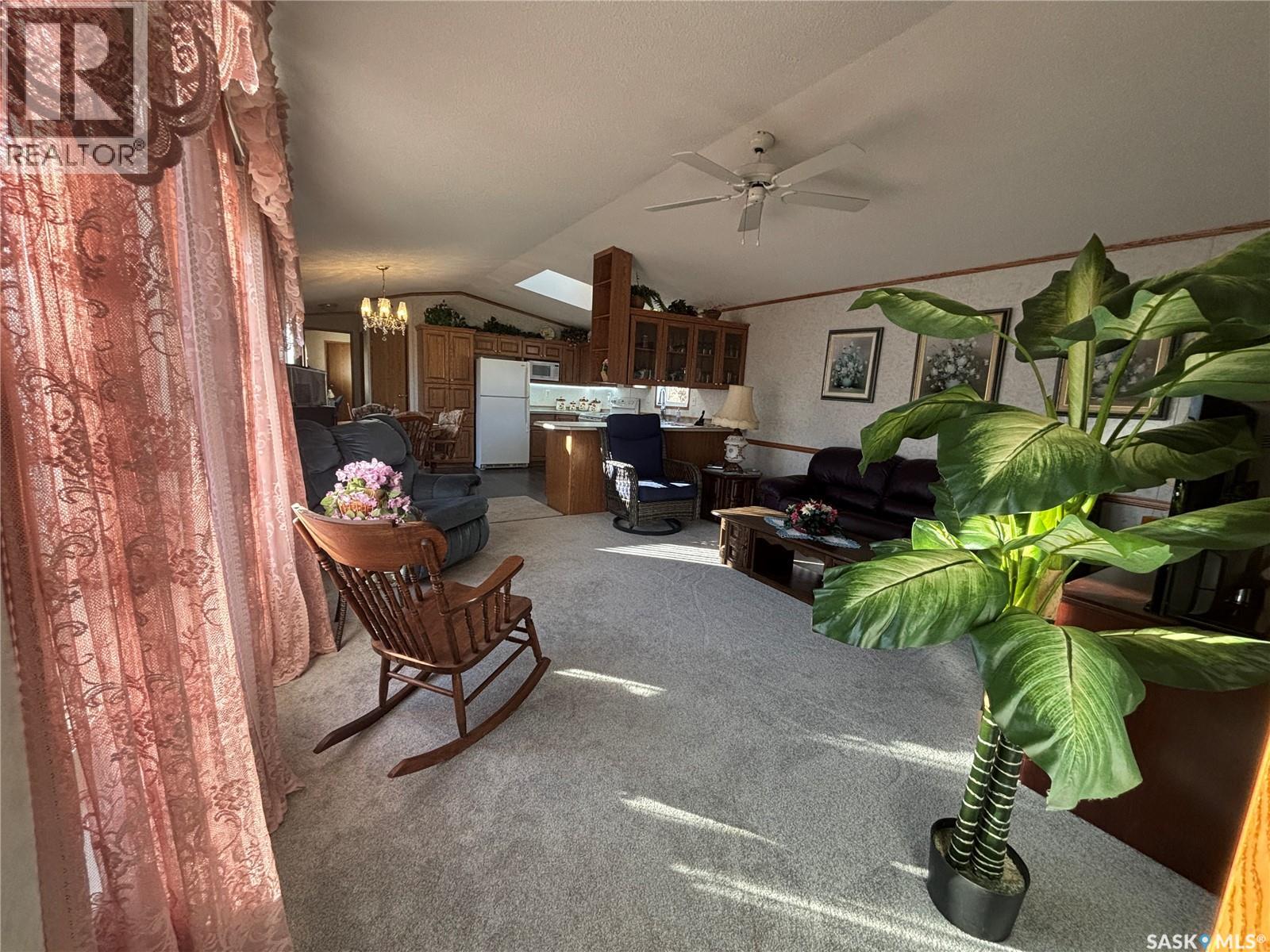 33 Cypress Mobile Home Park, Maple Creek, Saskatchewan  S0N 1N0 - Photo 9 - SK028395