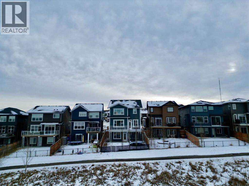 155 Crestridge Hill Sw, Calgary, Alberta  T3B 6H1 - Photo 1 - A2282817