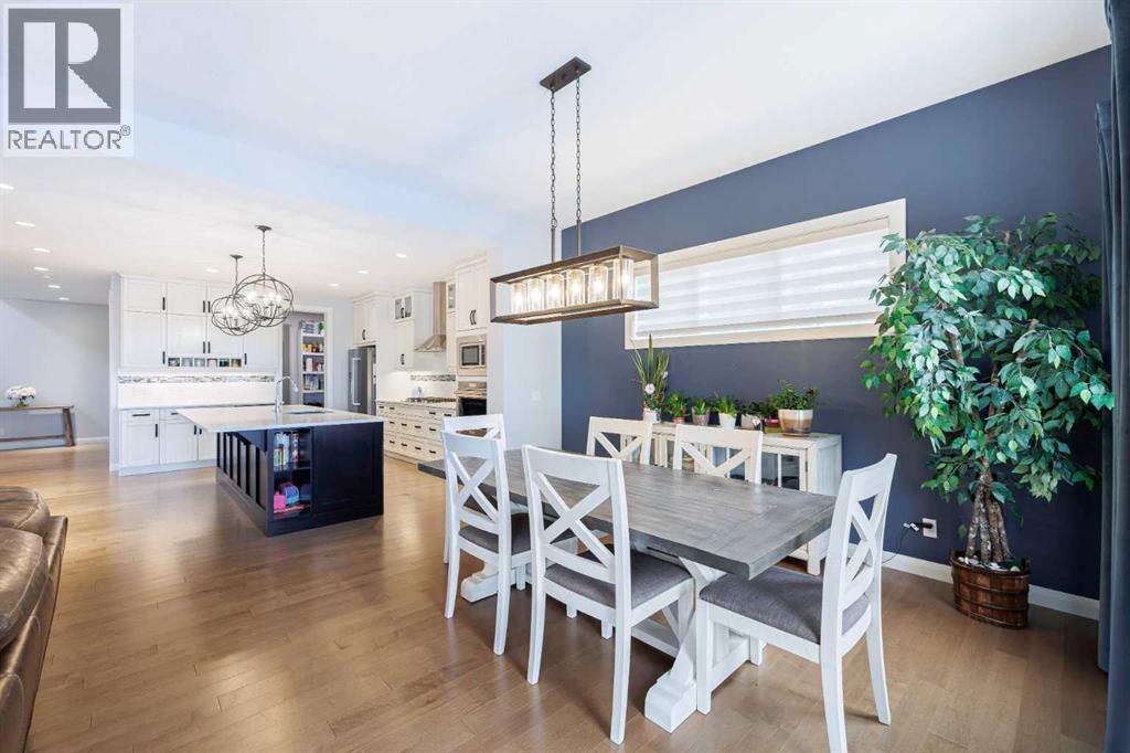 155 Crestridge Hill Sw, Calgary, Alberta  T3B 6H1 - Photo 12 - A2282817