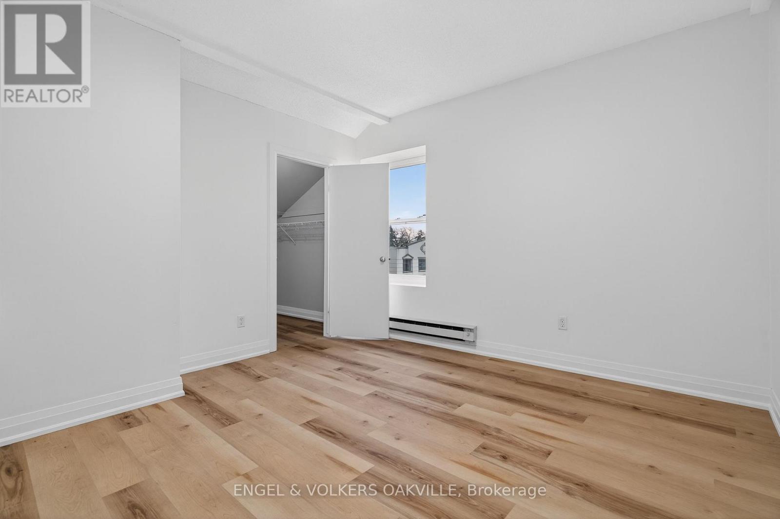 104 - 103 Thomas Street, Oakville, Ontario  L6J 3A7 - Photo 16 - W12781066