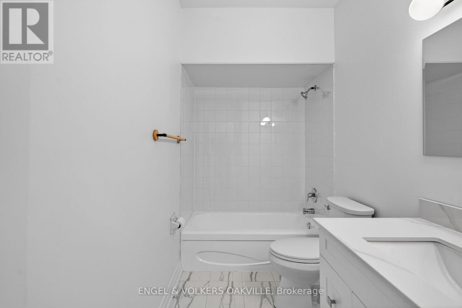 104 - 103 Thomas Street, Oakville, Ontario  L6J 3A7 - Photo 20 - W12781066