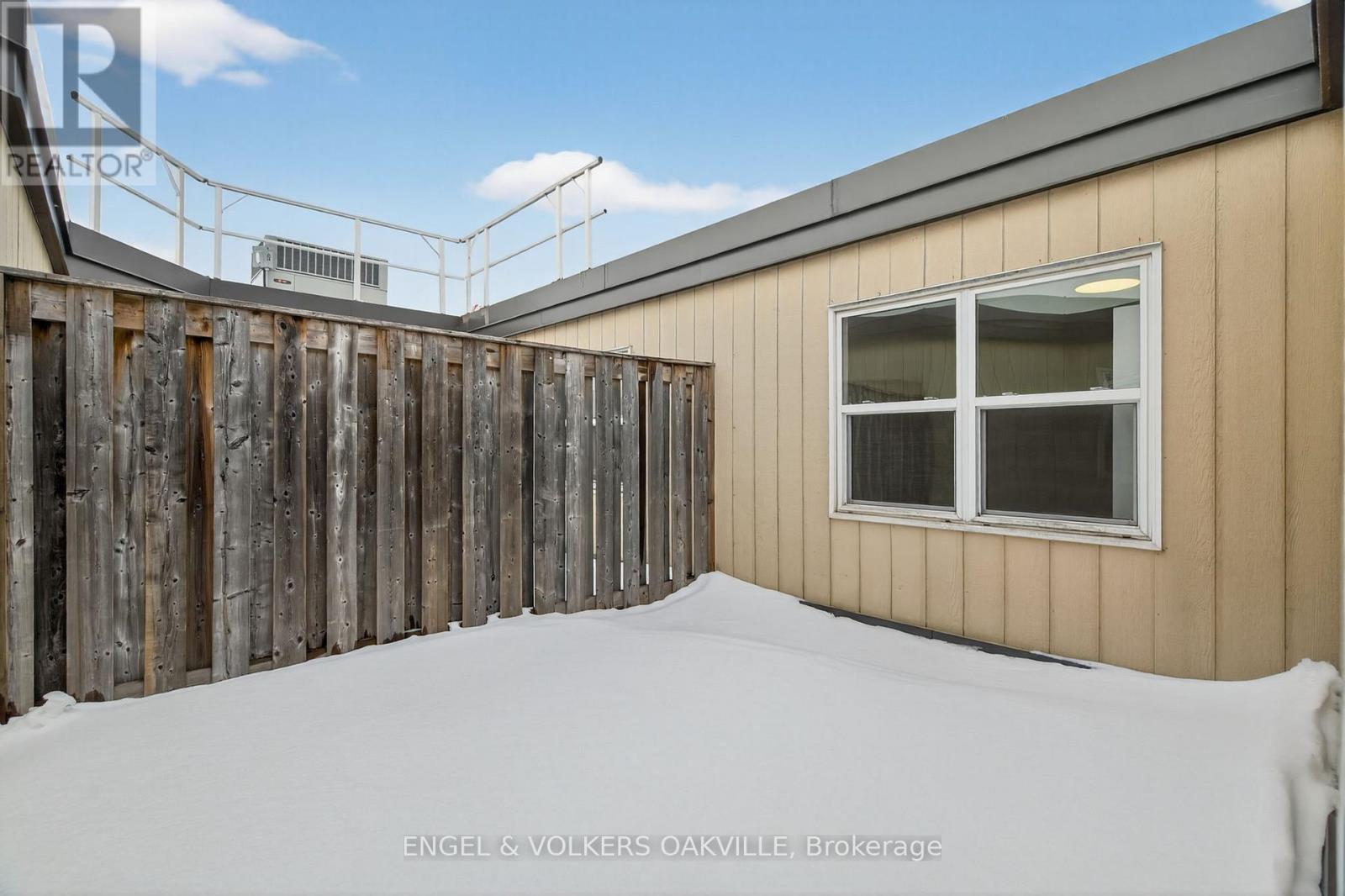 104 - 103 Thomas Street, Oakville, Ontario  L6J 3A7 - Photo 24 - W12781066