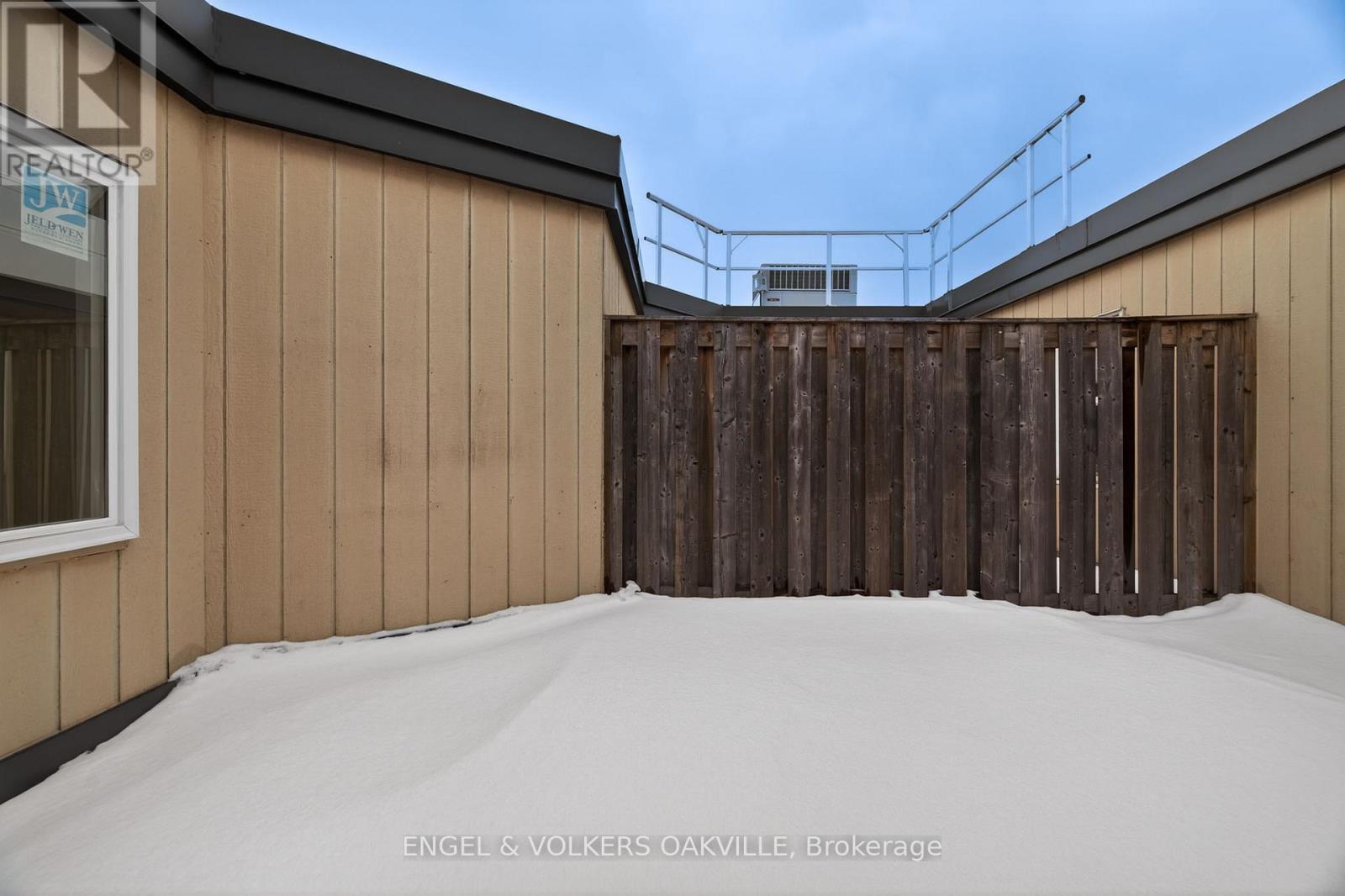 104 - 103 Thomas Street, Oakville, Ontario  L6J 3A7 - Photo 25 - W12781066