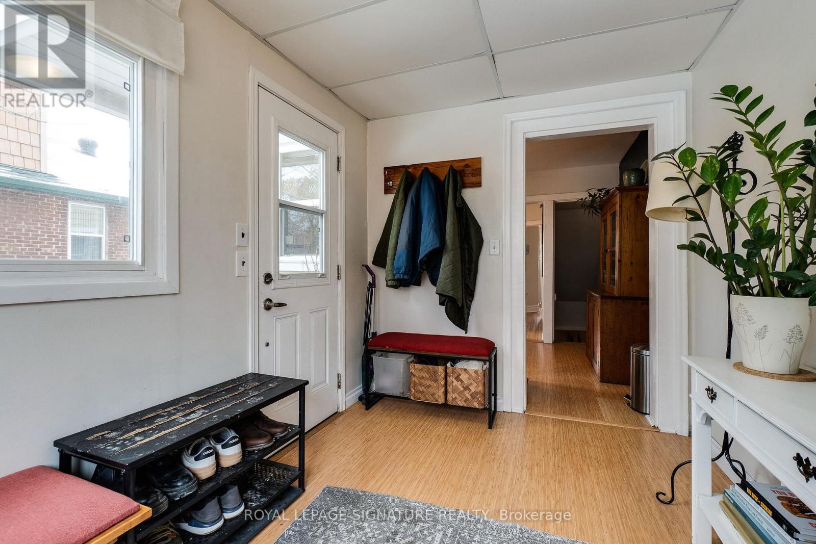 87 Twenty Fourth Street, Toronto, Ontario  M8V 3N7 - Photo 15 - W12781138