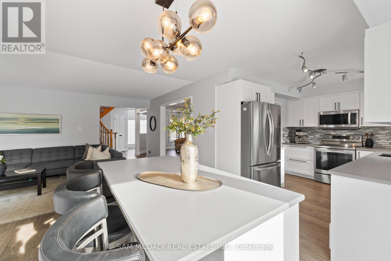 7214 Terragar Boulevard, Mississauga, Ontario  L5N 7M5 - Photo 15 - W12781142