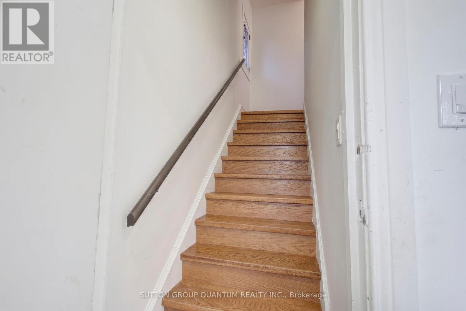 232 Pearson Avenue, Toronto, Ontario  M6R 1G7 - Photo 18 - W12781146