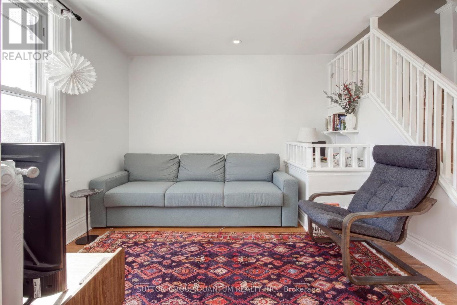 232 Pearson Avenue, Toronto, Ontario  M6R 1G7 - Photo 21 - W12781146