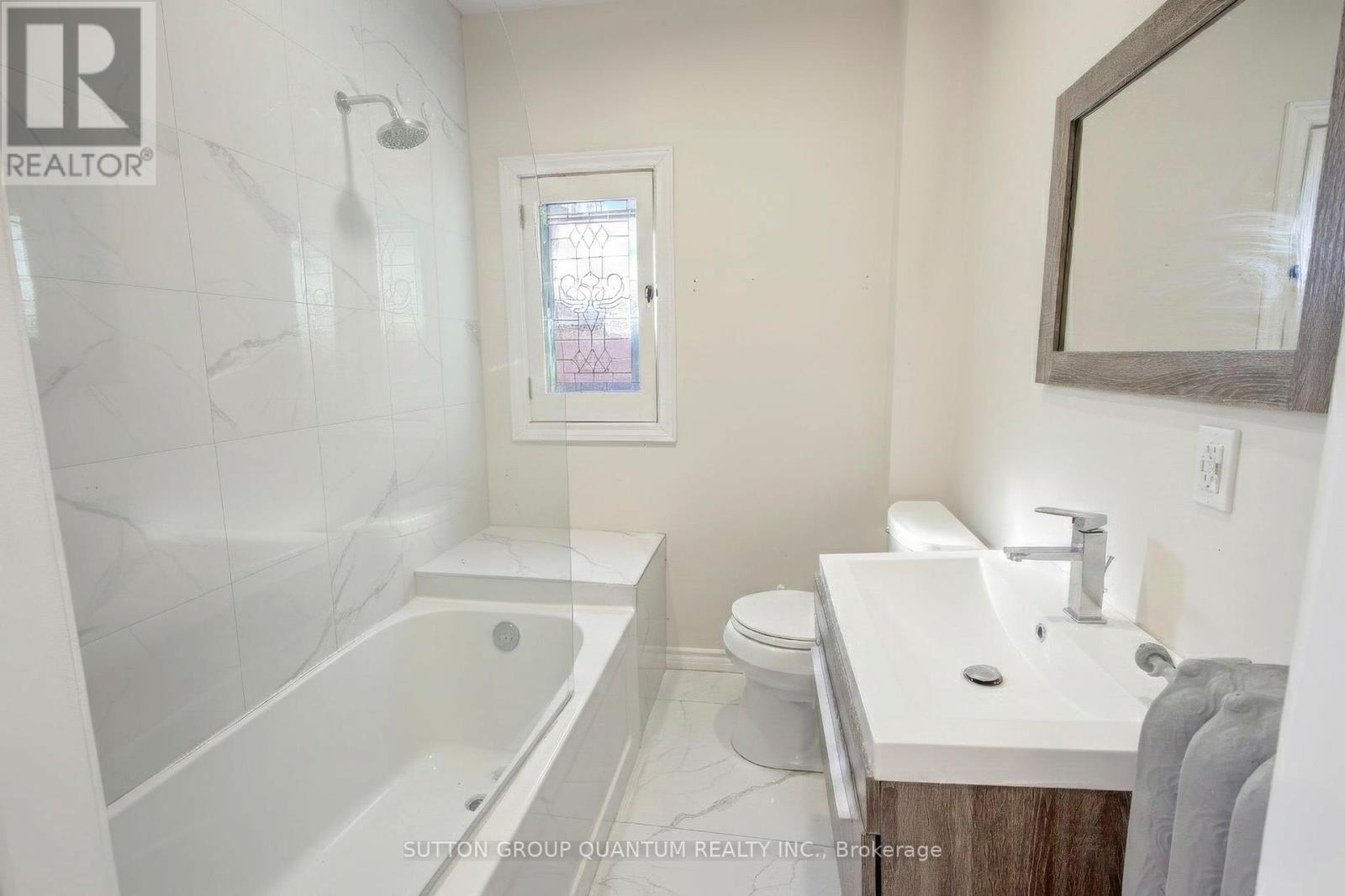 232 Pearson Avenue, Toronto, Ontario  M6R 1G7 - Photo 30 - W12781146