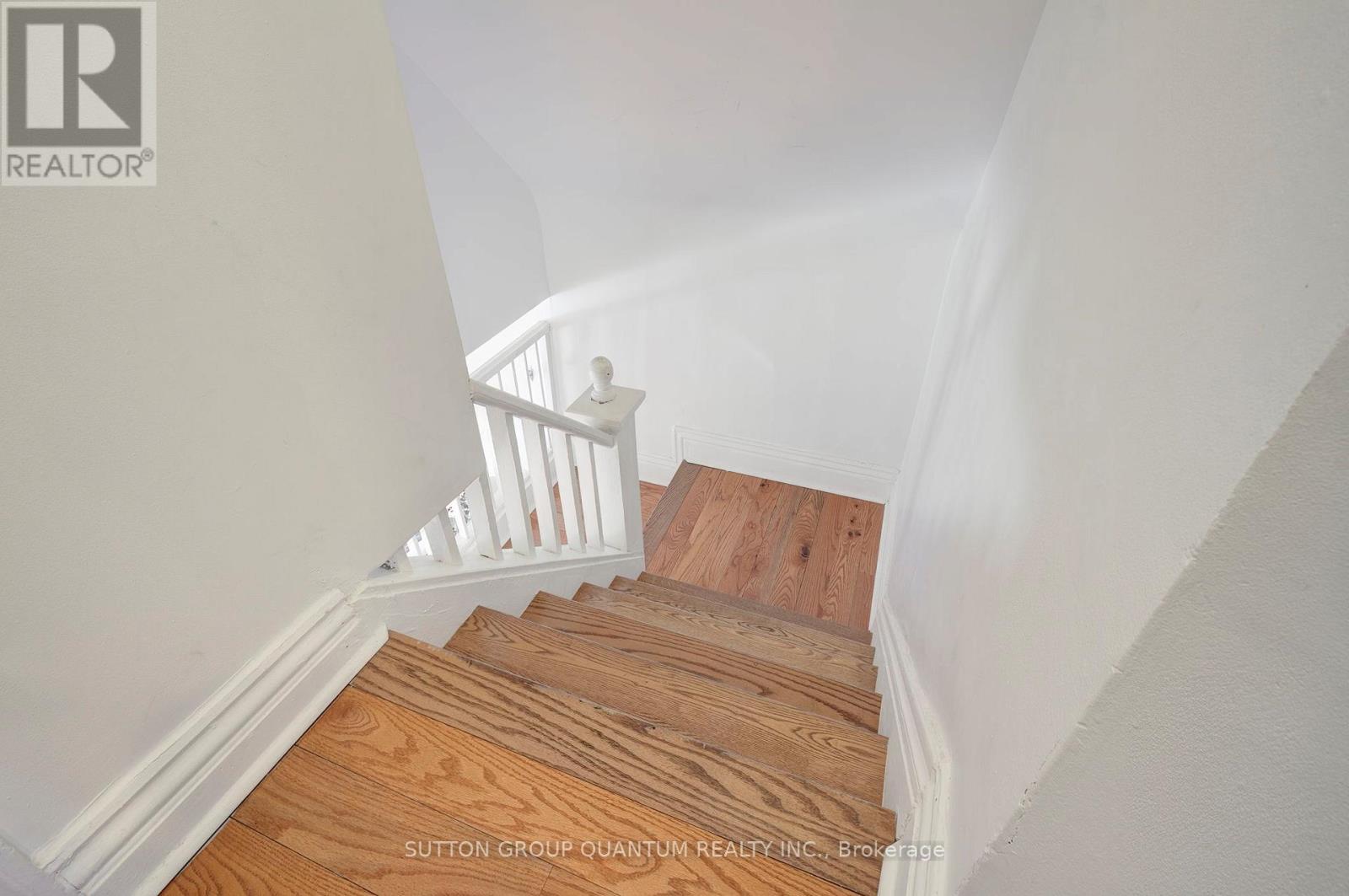 232 Pearson Avenue, Toronto, Ontario  M6R 1G7 - Photo 31 - W12781146