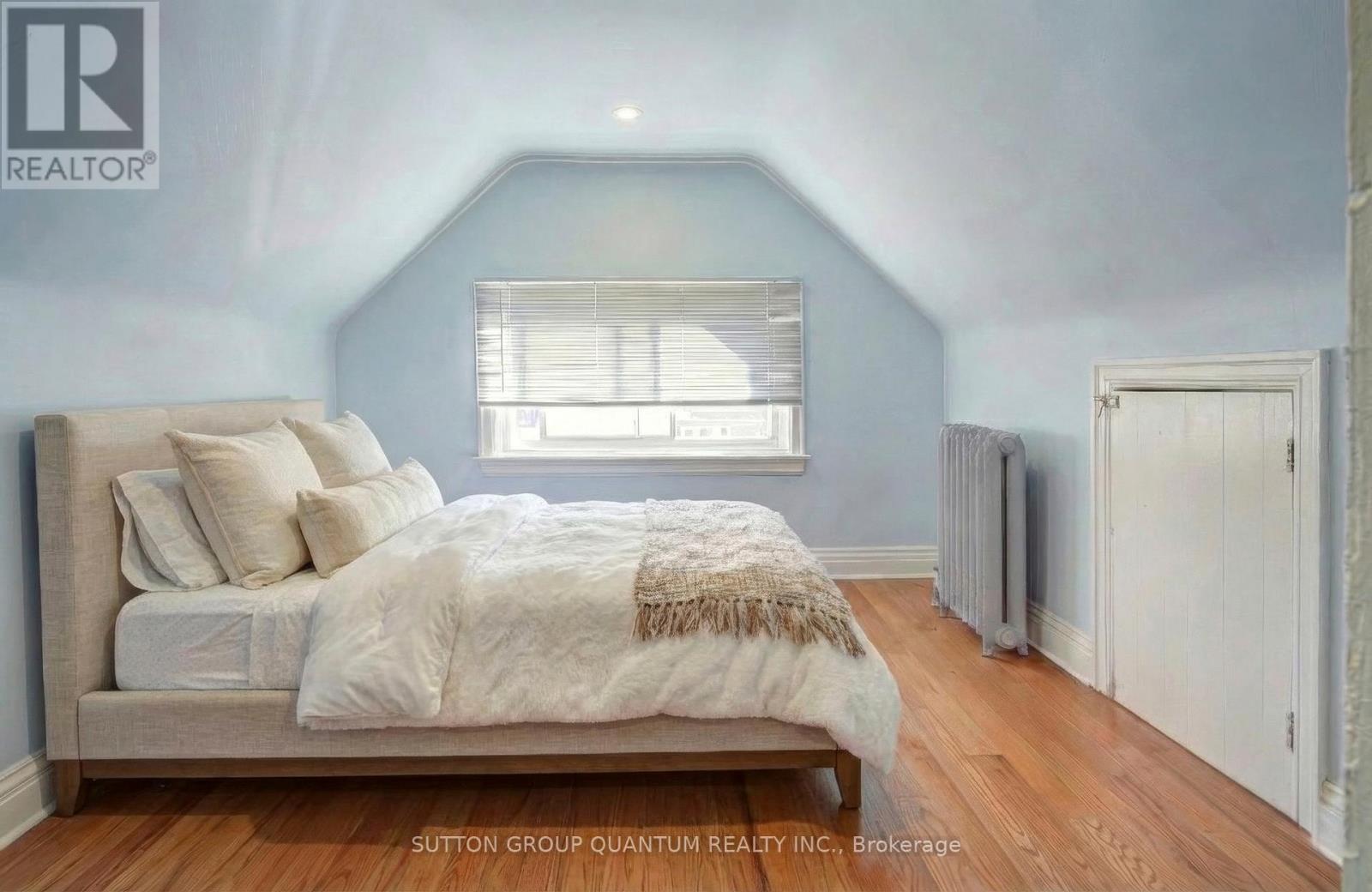 232 Pearson Avenue, Toronto, Ontario  M6R 1G7 - Photo 32 - W12781146