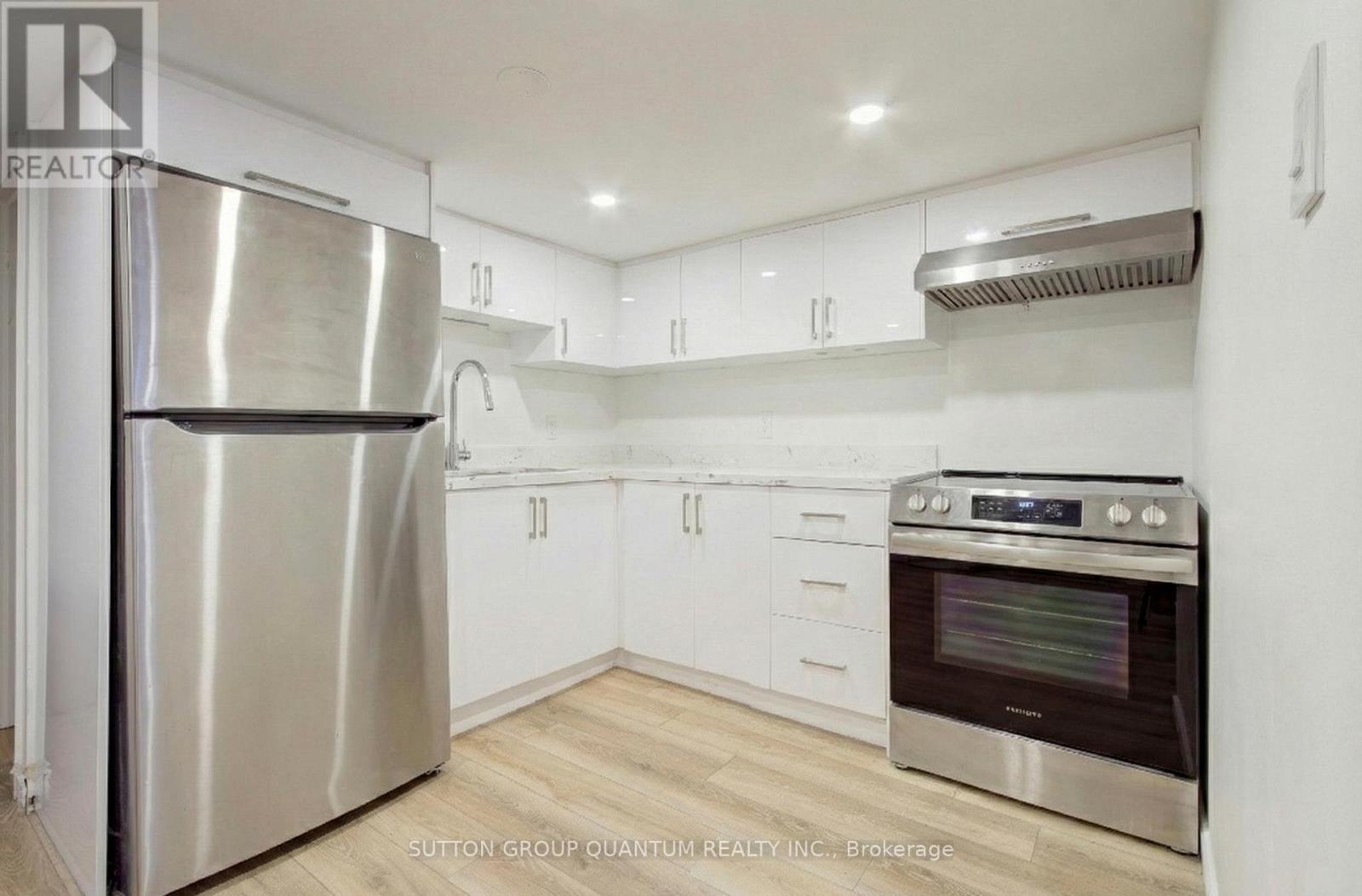 232 Pearson Avenue, Toronto, Ontario  M6R 1G7 - Photo 39 - W12781146