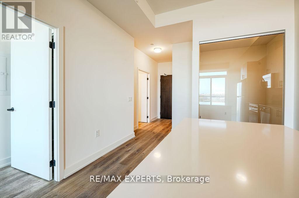 802 - 2475 Old Bronte Rd Road, Oakville, Ontario  L6M 5S7 - Photo 10 - W12781156