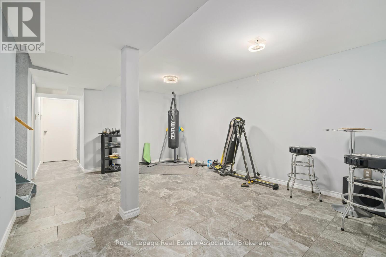 67 Roseford Terrace, Halton Hills, Ontario  L7J 2L2 - Photo 22 - W12781190