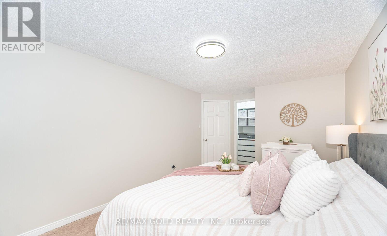 26 Flemington Drive, Caledon, Ontario  L7C 1B5 - Photo 25 - W12781192