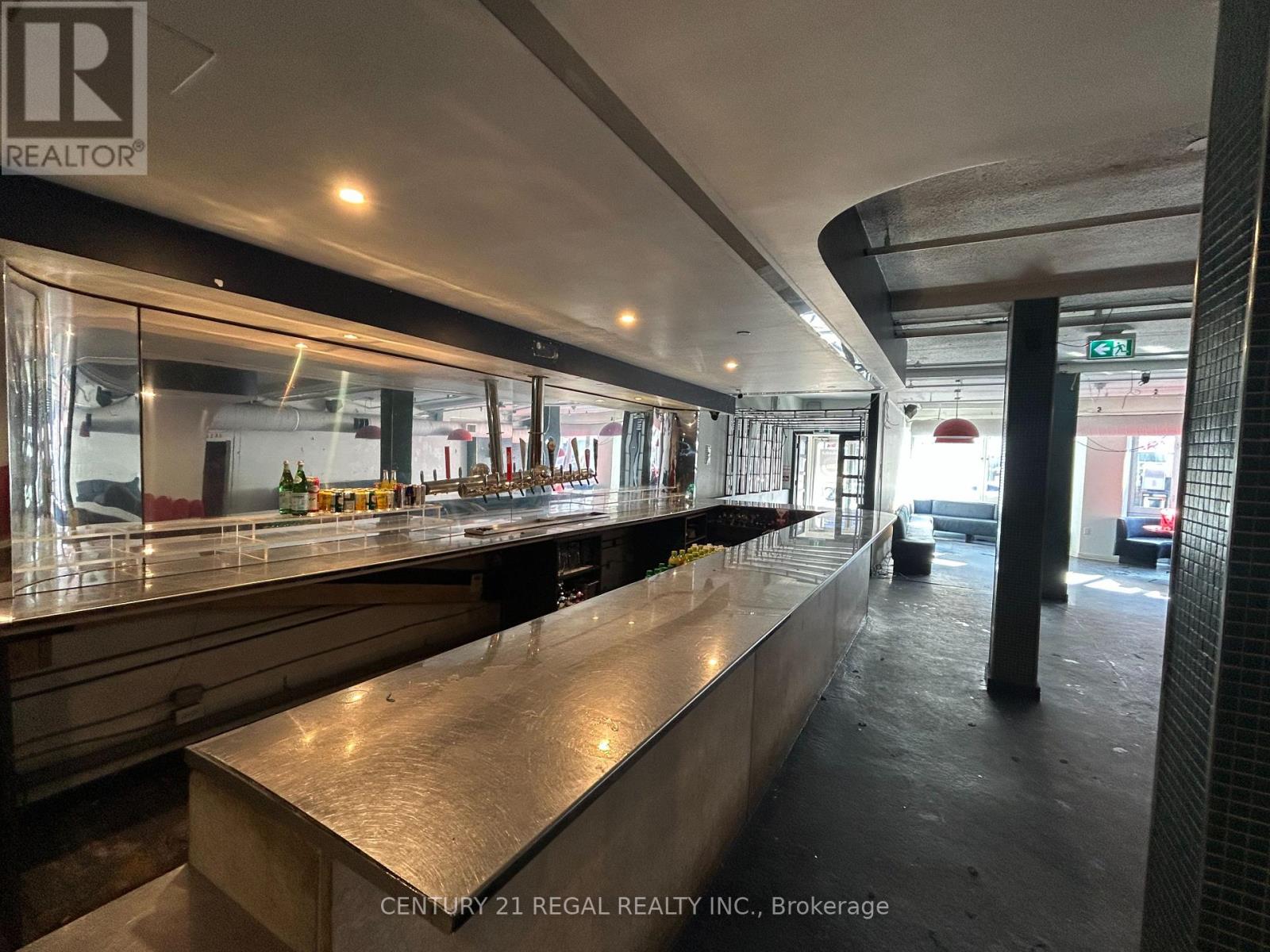 1166 Dundas Street W, Toronto, Ontario  M6J 1X4 - Photo 3 - C12725316