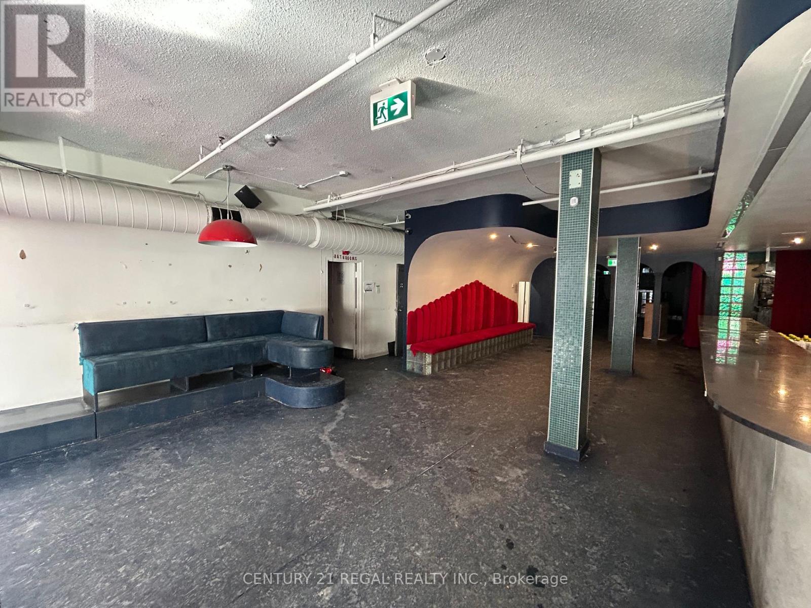 1166 Dundas Street W, Toronto, Ontario  M6J 1X4 - Photo 6 - C12725316