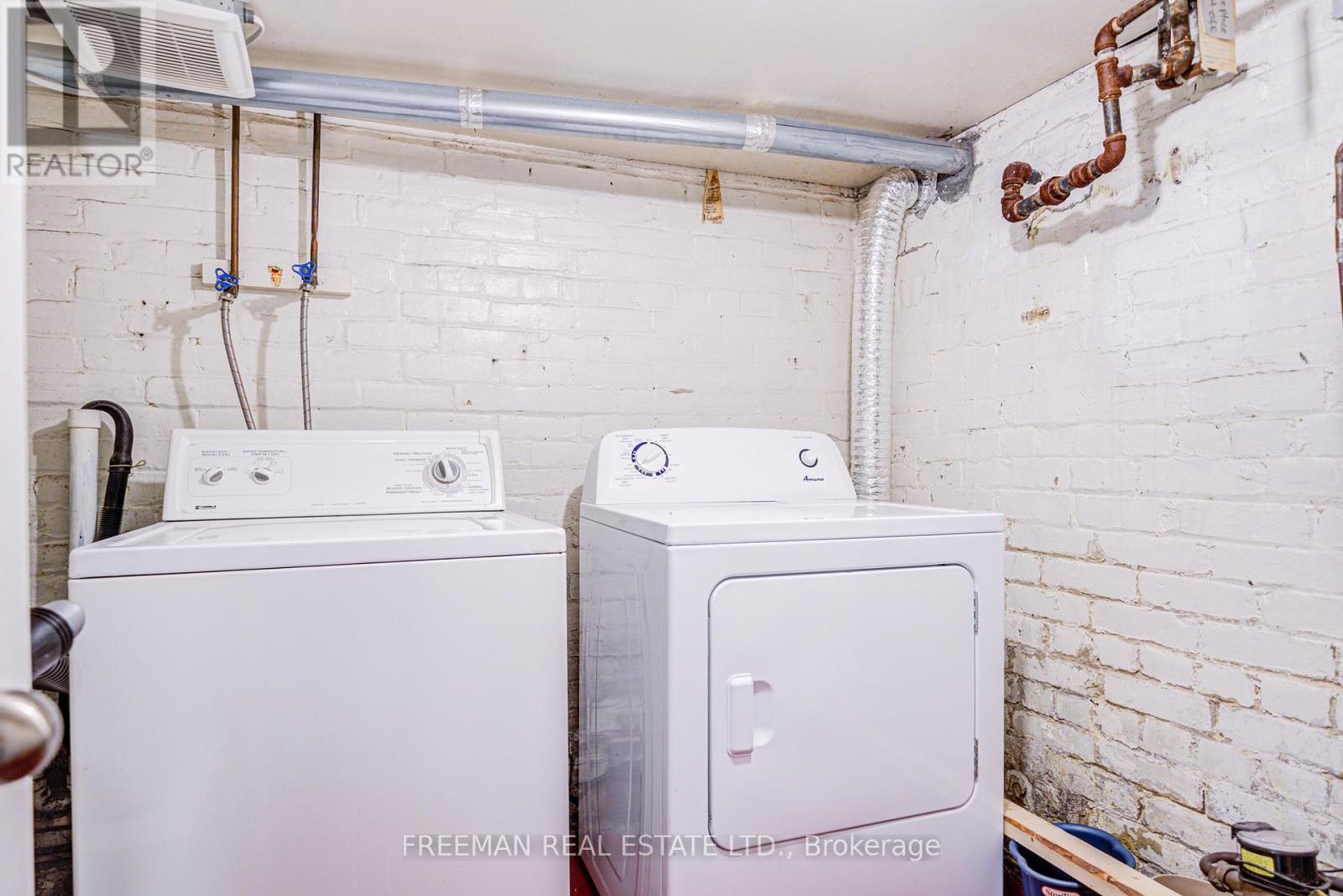 Main Flr Apt - 21 Wells Street, Toronto (Annex), Ontario  M5R 1N9 - Photo 20 - C12781024