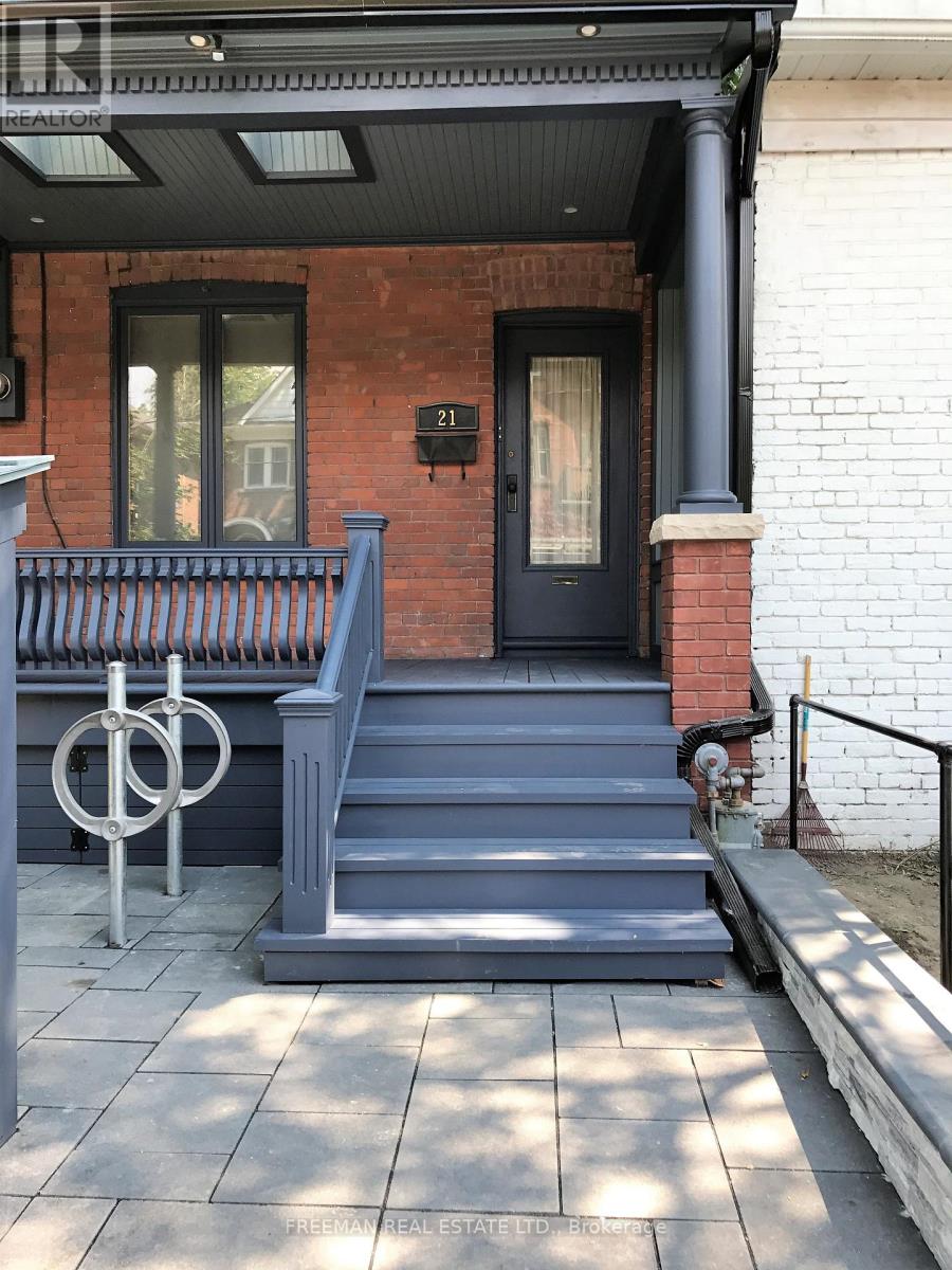 Main Flr Apt - 21 Wells Street, Toronto (Annex), Ontario  M5R 1N9 - Photo 3 - C12781024