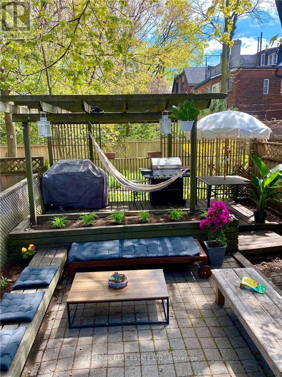 Main Flr Apt - 21 Wells Street, Toronto (Annex), Ontario  M5R 1N9 - Photo 18 - C12781024