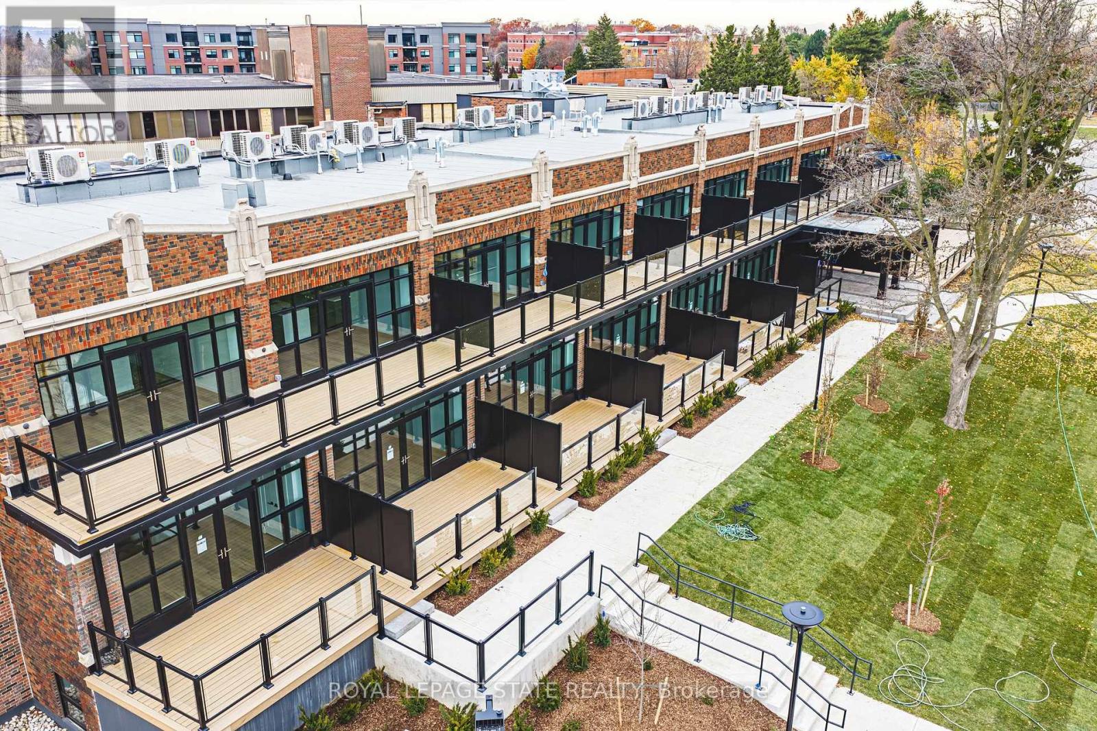302 - 555 Sanatorium Road, Hamilton, Ontario  L9C 2B1 - Photo 18 - X12781004