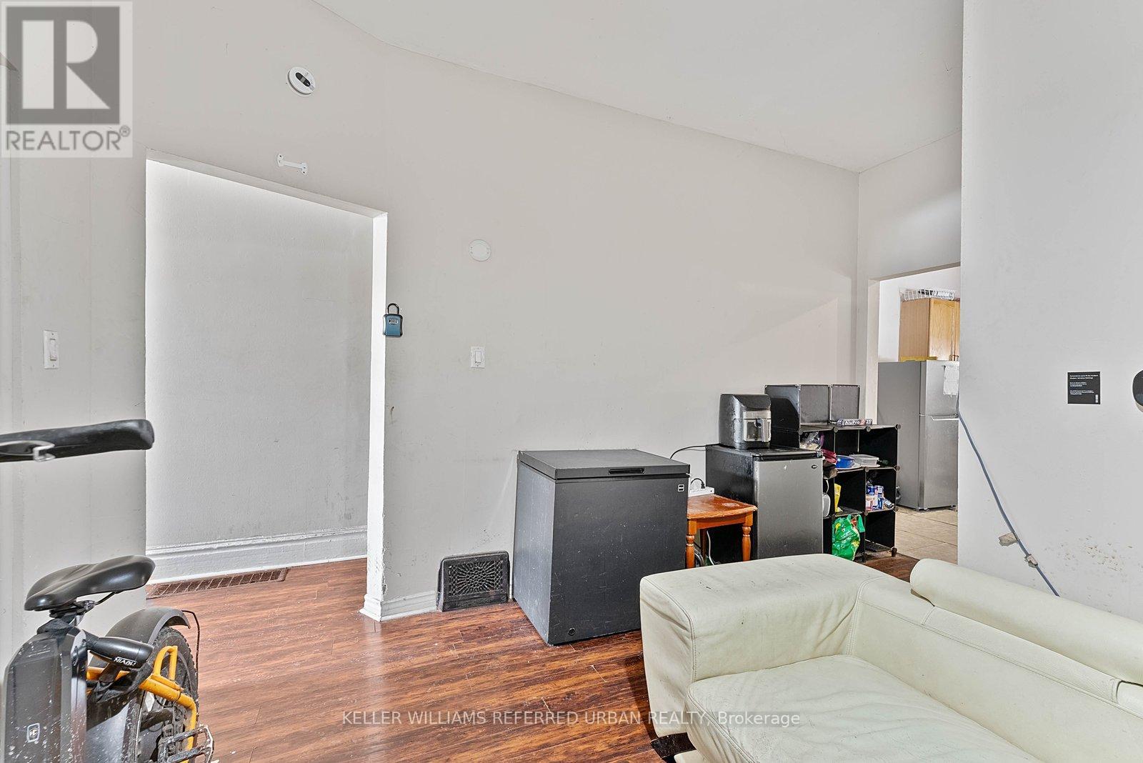 52 Cathcart Street, Hamilton, Ontario  L8R 1M5 - Photo 7 - X12781106