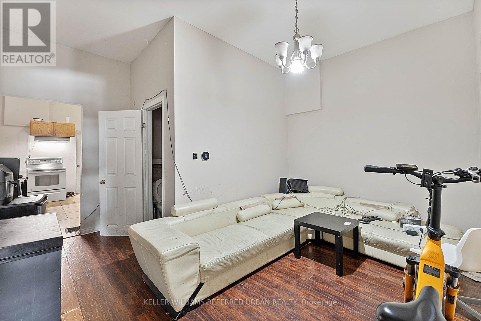 52 Cathcart Street, Hamilton, Ontario  L8R 1M5 - Photo 8 - X12781106