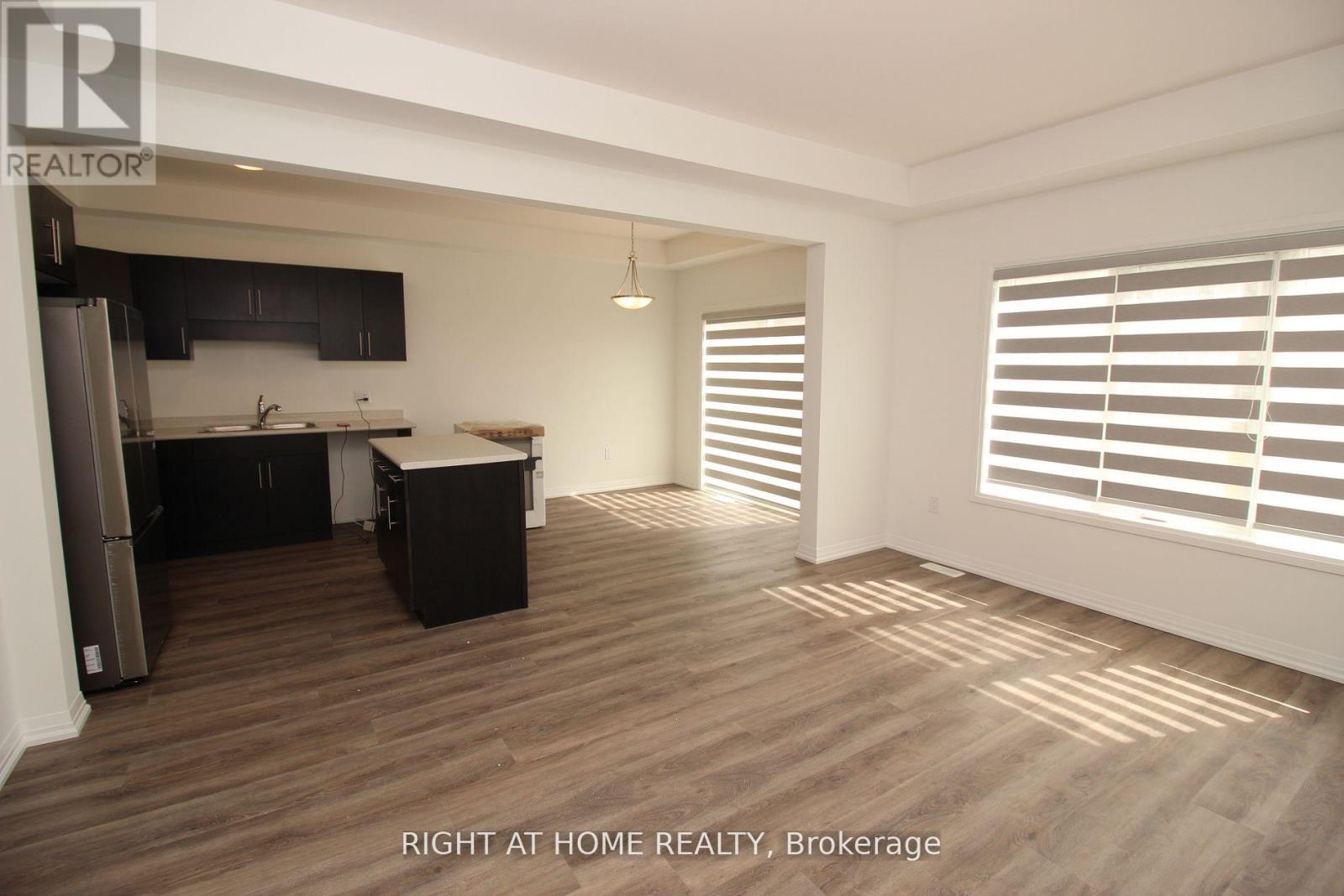 136 Alicia Crescent, Thorold, Ontario  L2V 0M2 - Photo 7 - X12781188