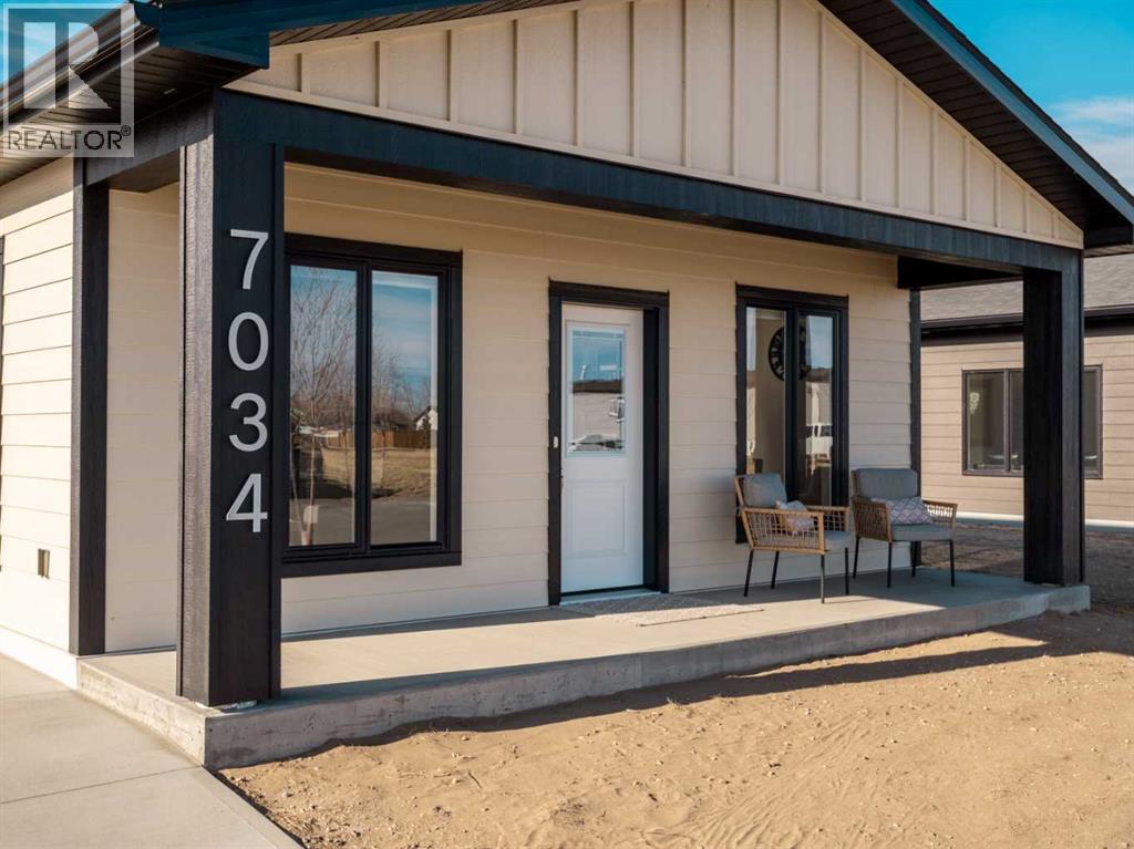 7034 48 Street, Taber, Alberta  T1G 0G7 - Photo 1 - A2285283