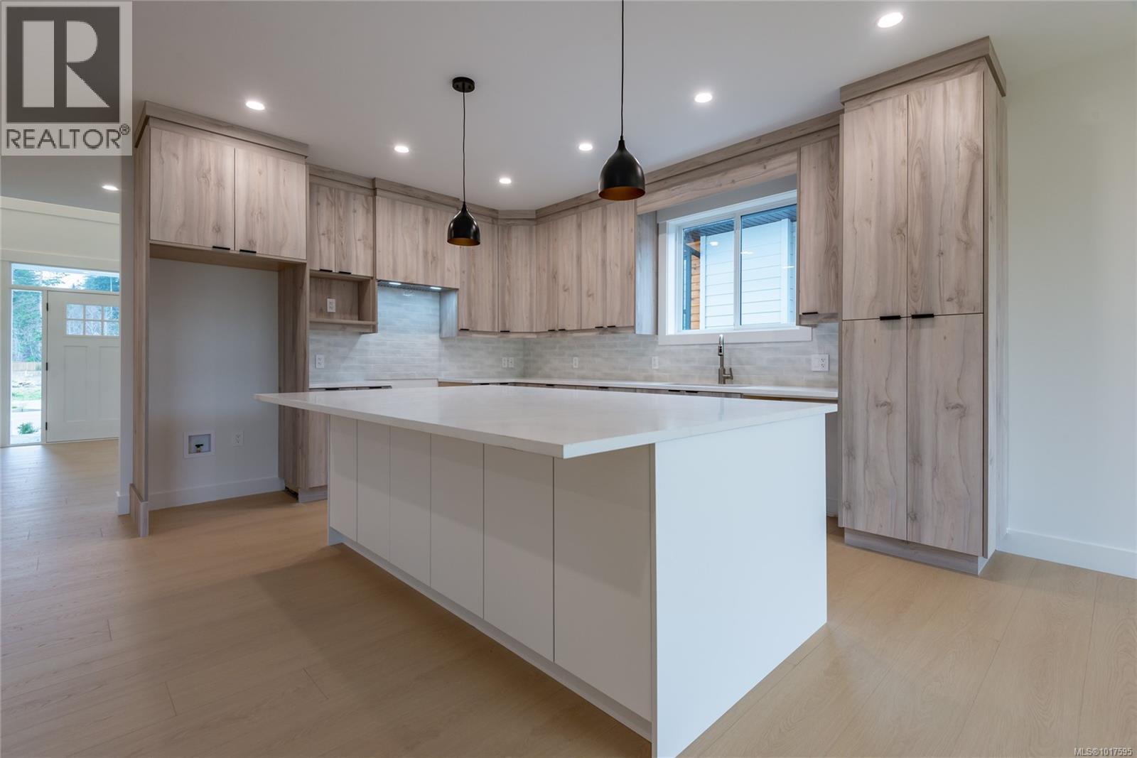 748 Beaver Creek Blvd, Campbell River, British Columbia V9H 0G4 - Photo 13 - 1017595