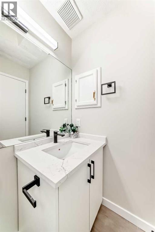 624 Shawinigan Drive Sw, Calgary, Alberta  T2Y 2H4 - Photo 24 - A2283533