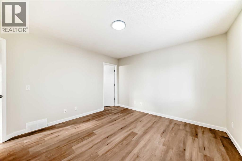 624 Shawinigan Drive Sw, Calgary, Alberta  T2Y 2H4 - Photo 30 - A2283533