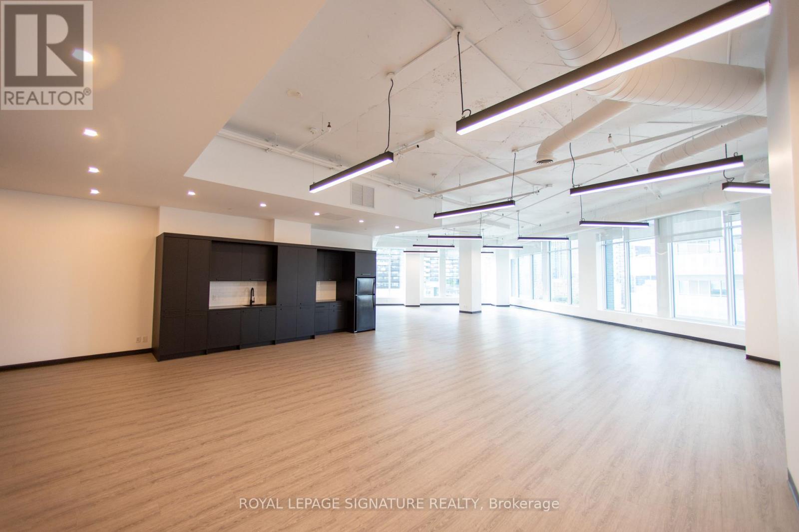 1000 - 130 Queens Quay E, Toronto, Ontario  M5A 0P6 - Photo 2 - C12777350