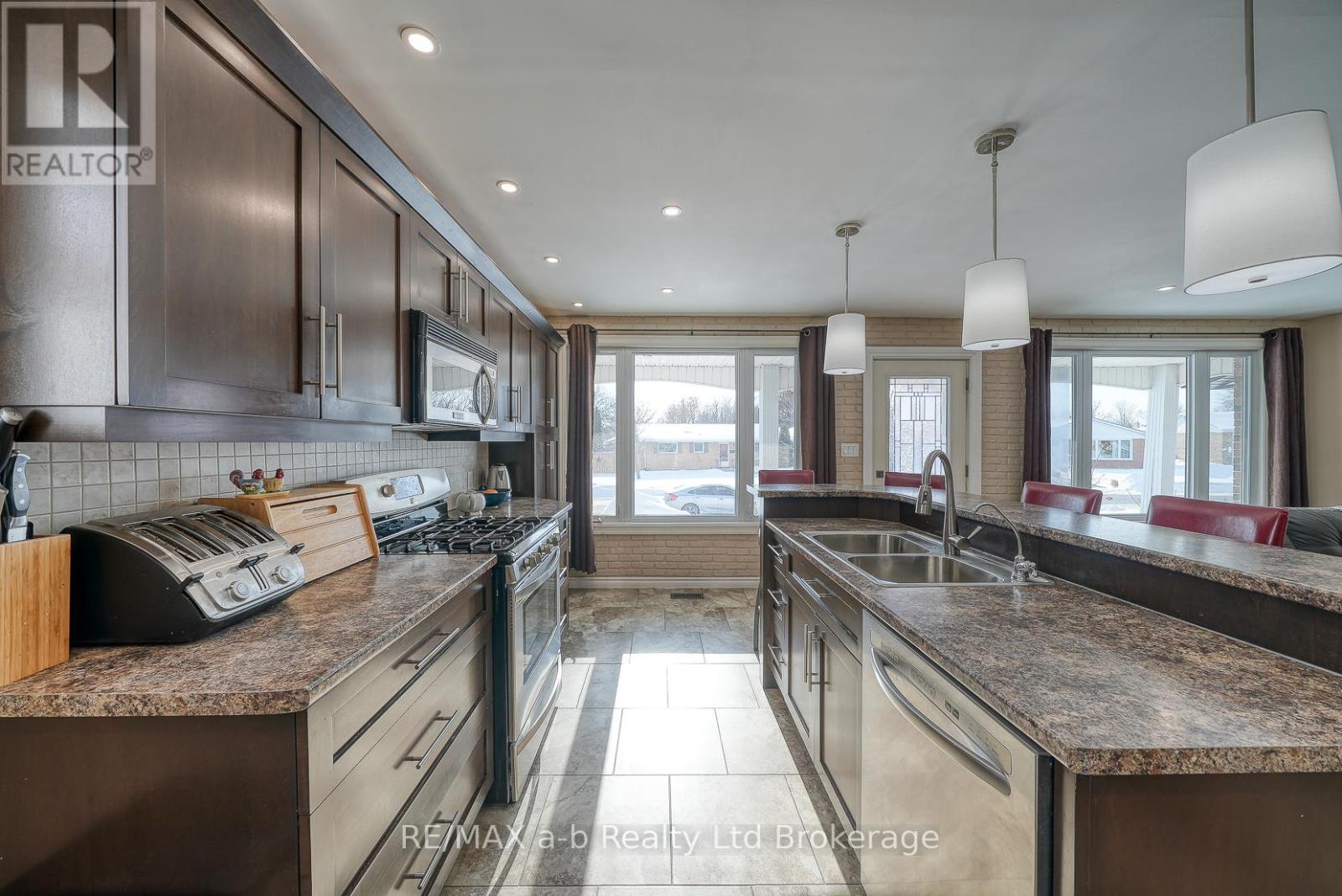 32 Princess Park Road, Ingersoll (Ingersoll - South), Ontario  N5C 1X8 - Photo 13 - X12781264