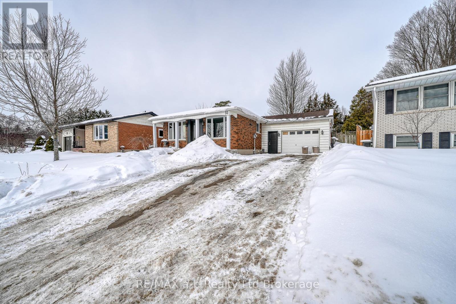 32 Princess Park Road, Ingersoll (Ingersoll - South), Ontario  N5C 1X8 - Photo 3 - X12781264