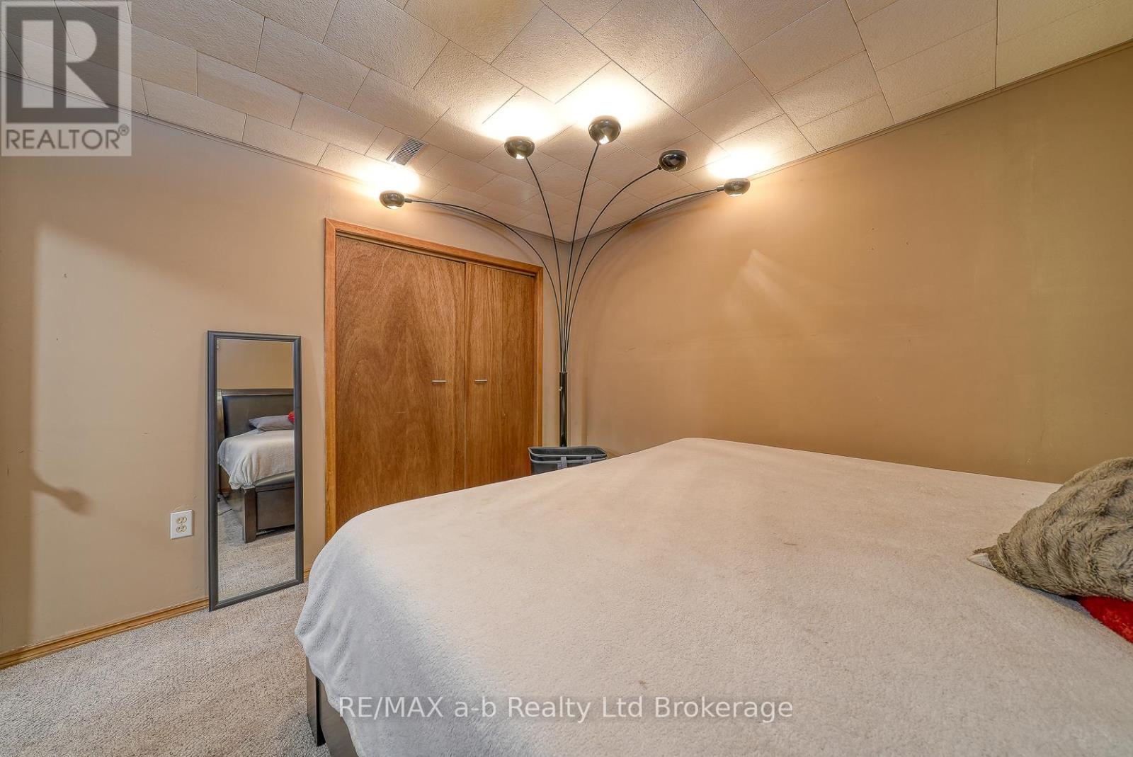 32 Princess Park Road, Ingersoll (Ingersoll - South), Ontario  N5C 1X8 - Photo 34 - X12781264