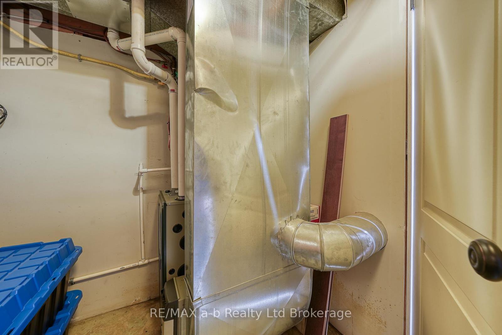 32 Princess Park Road, Ingersoll (Ingersoll - South), Ontario  N5C 1X8 - Photo 39 - X12781264