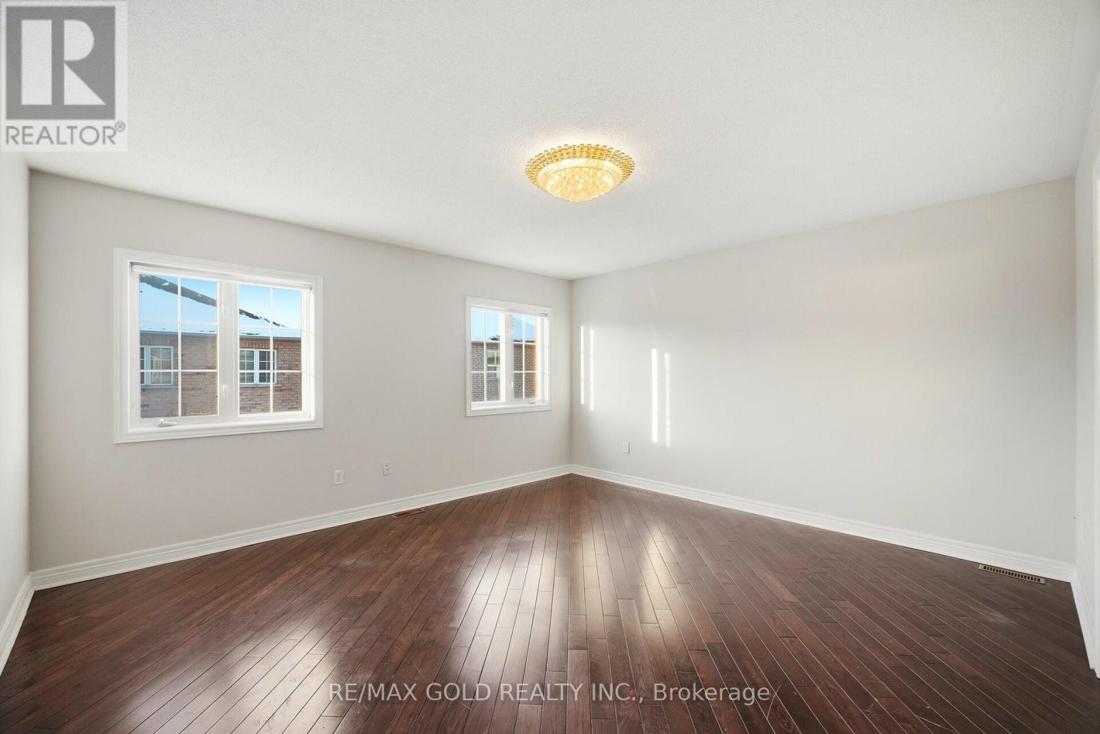 26 Gorevale Drive, Brampton, Ontario  L6P 1N9 - Photo 17 - W12775846