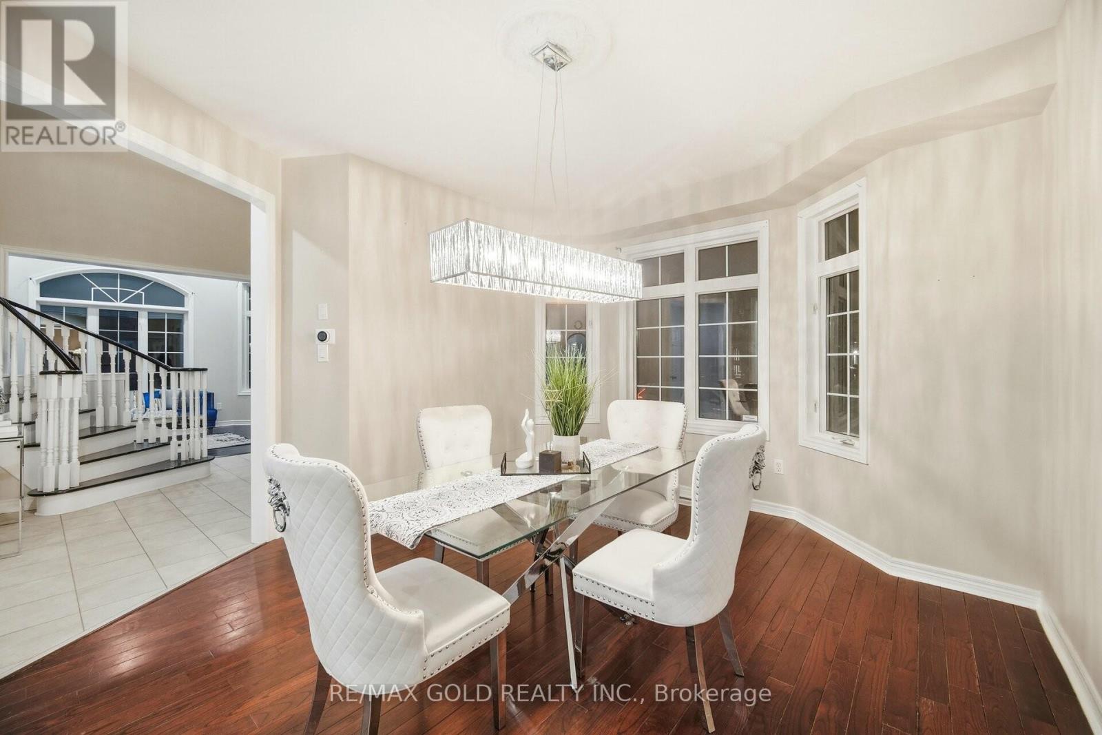 26 Gorevale Drive, Brampton, Ontario  L6P 1N9 - Photo 9 - W12775846