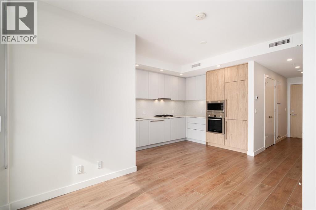 2203 537 Cottonwood Avenue, Coquitlam, British Columbia  V3J 0S4 - Photo 3 - R3089146