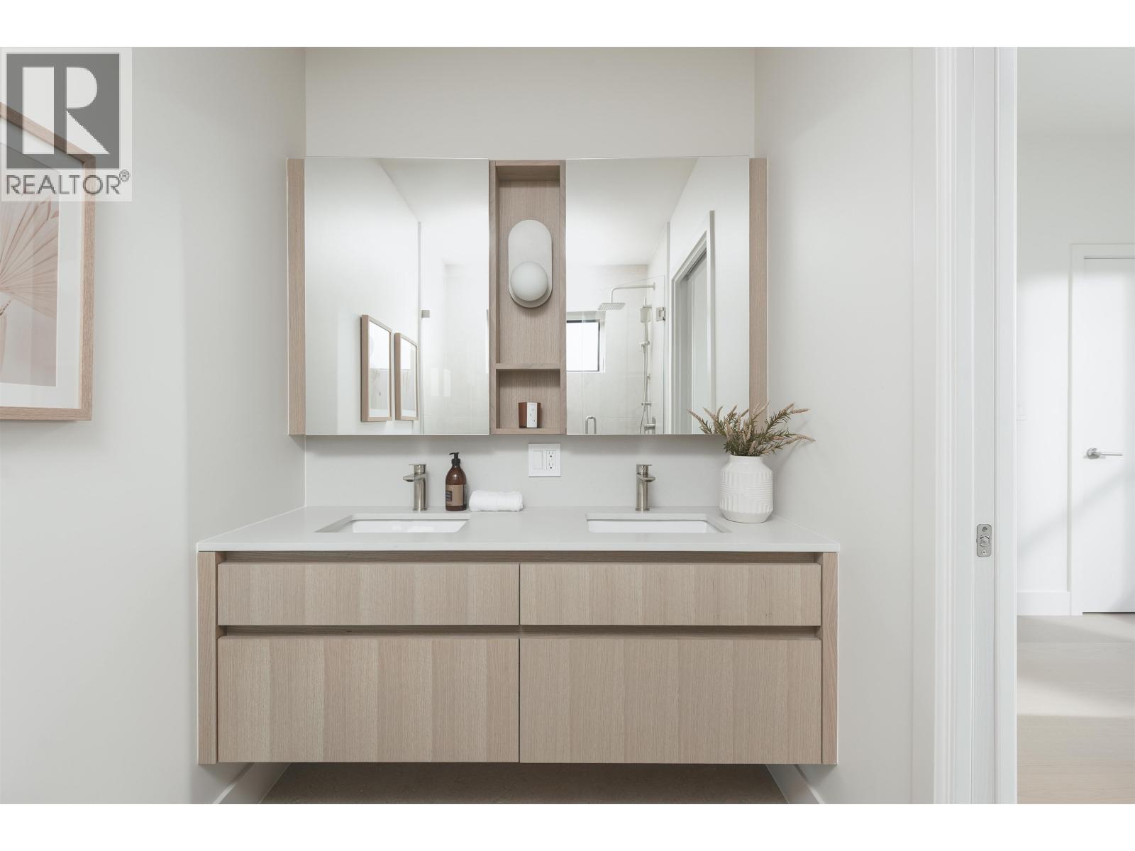 2138 E 10 Avenue, Vancouver, British Columbia  V5N 1Y1 - Photo 14 - R3089150