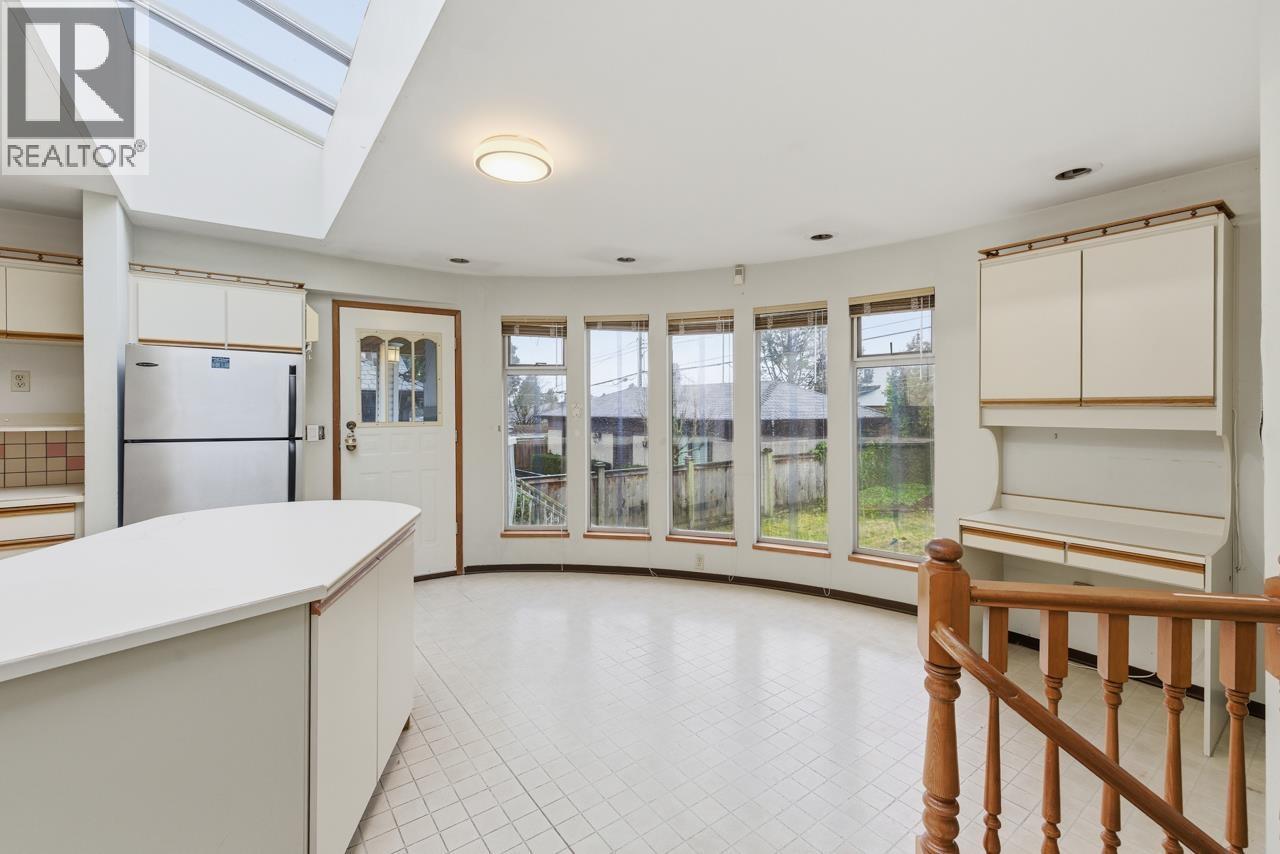 6709 Ash Street, Vancouver, British Columbia  V6P 3K3 - Photo 8 - R3089132