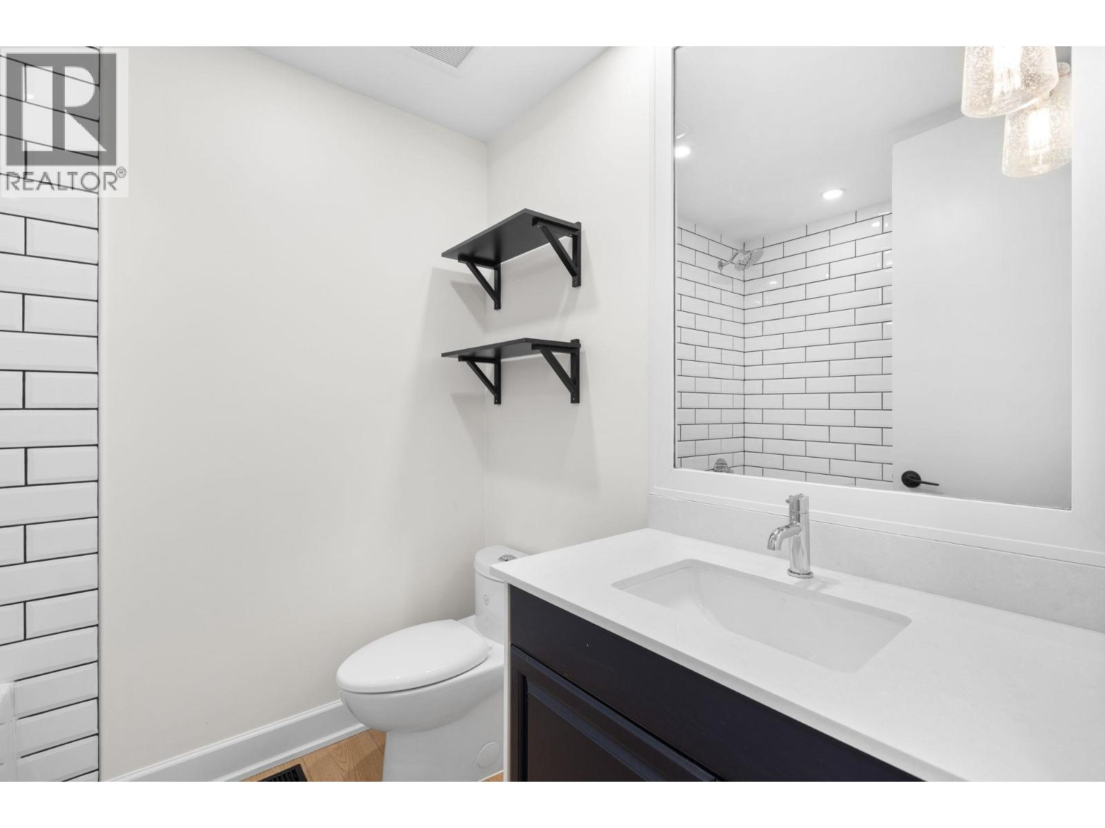 3214 Mariner Way, Coquitlam, British Columbia  V3C 4K7 - Photo 20 - R3089138