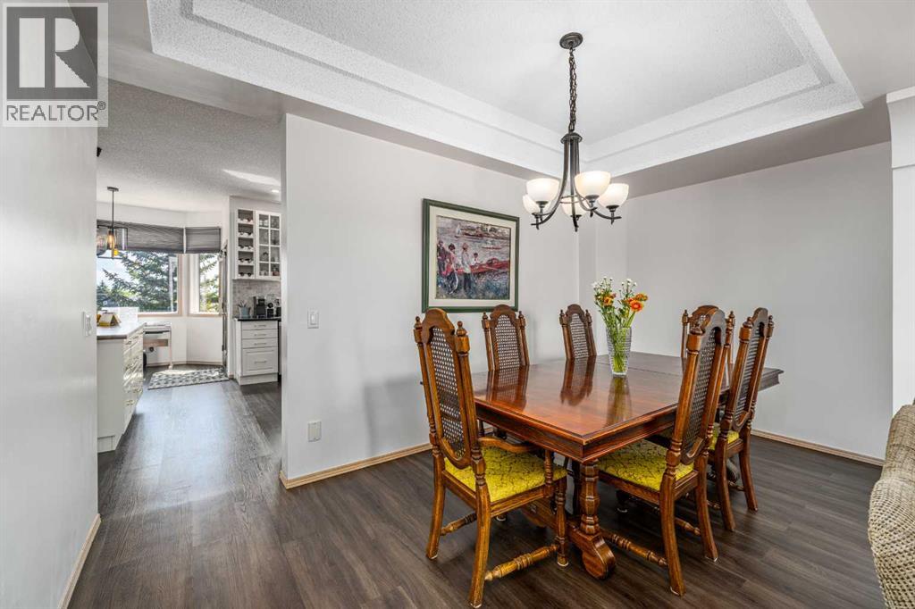 648 Scimitar Bay Nw, Calgary, Alberta  T3L 2B2 - Photo 5 - A2279400