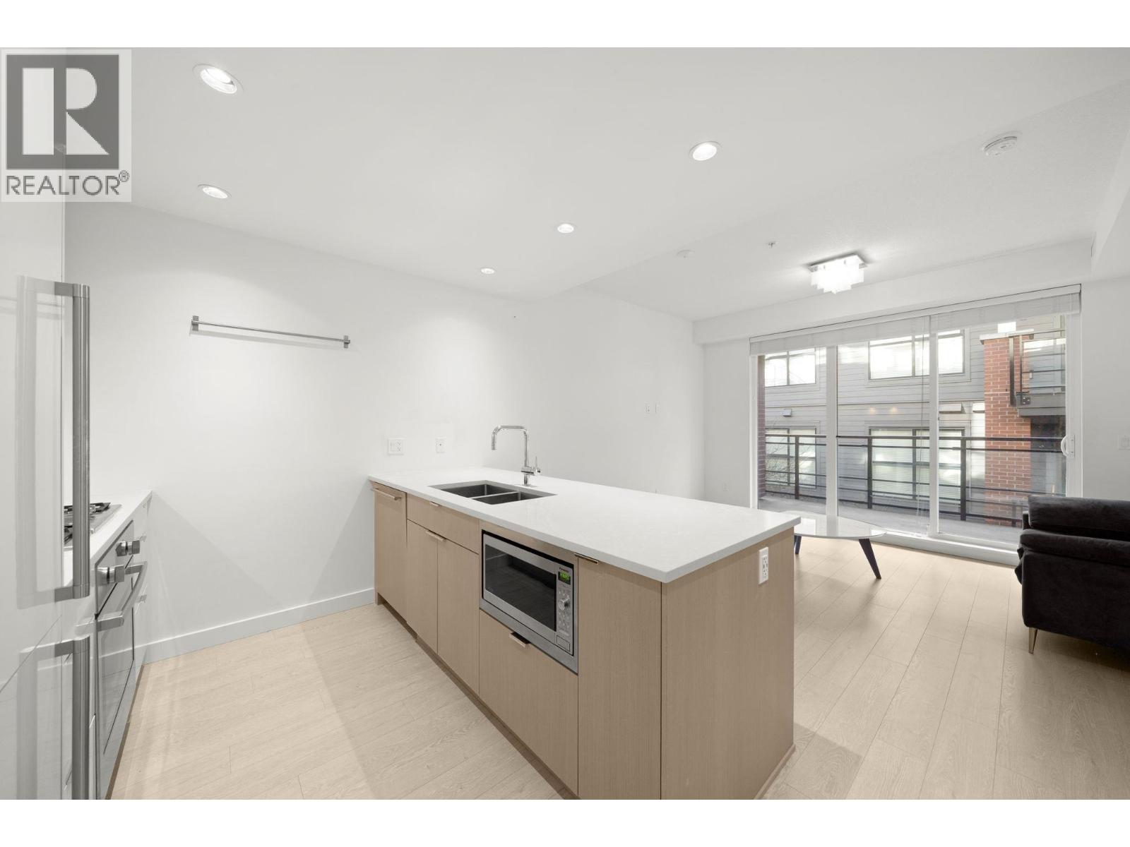 203 7928 Yukon Street, Vancouver, British Columbia  V5X 2Y7 - Photo 4 - R3088856