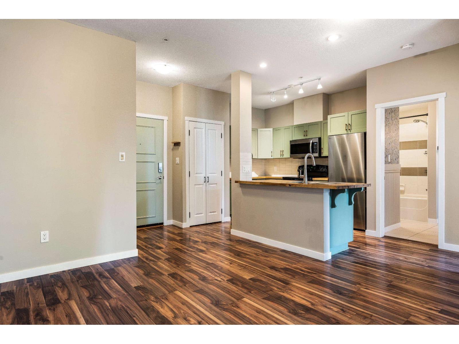 309 33338 E Bourquin Crescent, Abbotsford, British Columbia  V2S 1Y1 - Photo 16 - R3088359