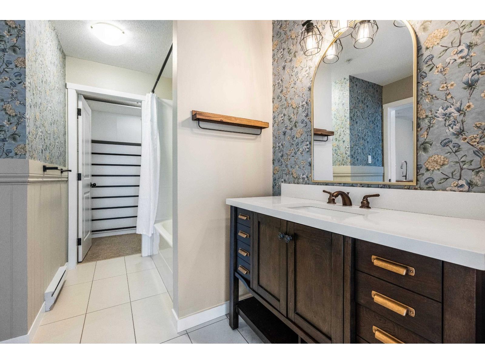 309 33338 E Bourquin Crescent, Abbotsford, British Columbia  V2S 1Y1 - Photo 23 - R3088359